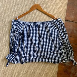 Vineyard vines gingham off shoulder top women’s L